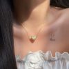 پلاک و زنجیر زنانه قاب عکس قلب طلایی نگیندار – FASHION JEWELRY پلاک و زنجیر زنانه قاب عکس قلب طلایی نگیندار – FASHION JEWELRY